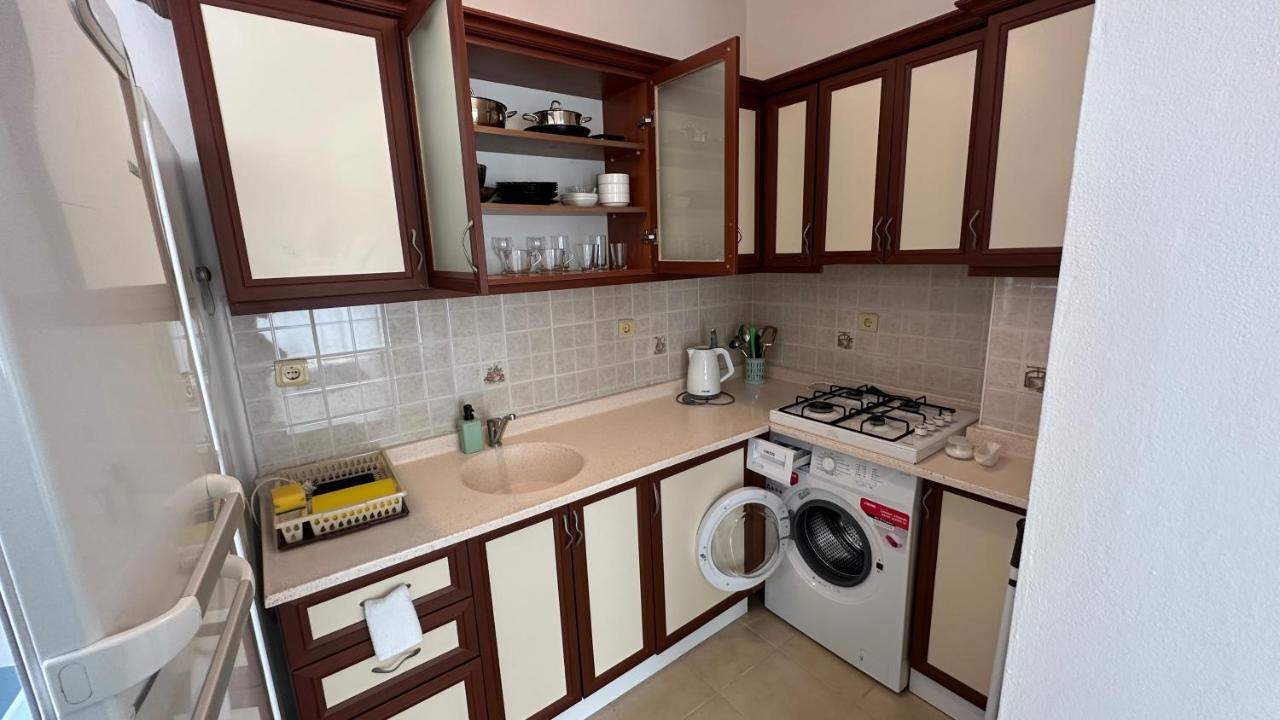 Kemer Comfort Apartment 02 Buitenkant foto